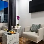 Fellini Design Suites
